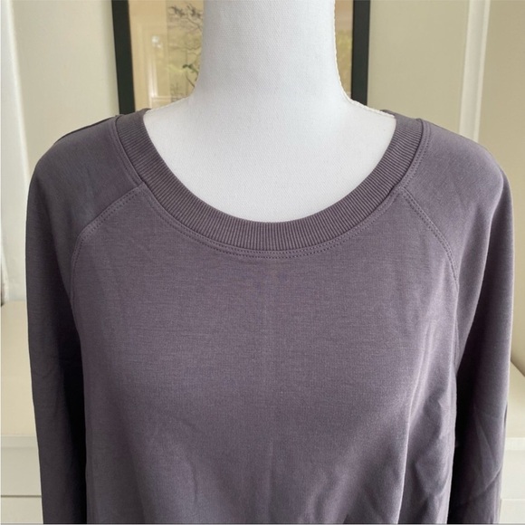 90 DEGREE BY REFLEX Terry Brushed High/Low Twist Front Top - Picture 12 of 14